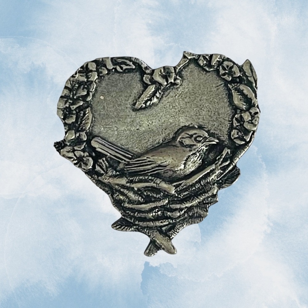 Cute Petite Collectible Pewter Heart With Bird and Nest Birds and Bloom 2004